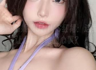 微密圈 – 陈妮妮UNIVS红裙:这照片能让你猜猜她的心事?