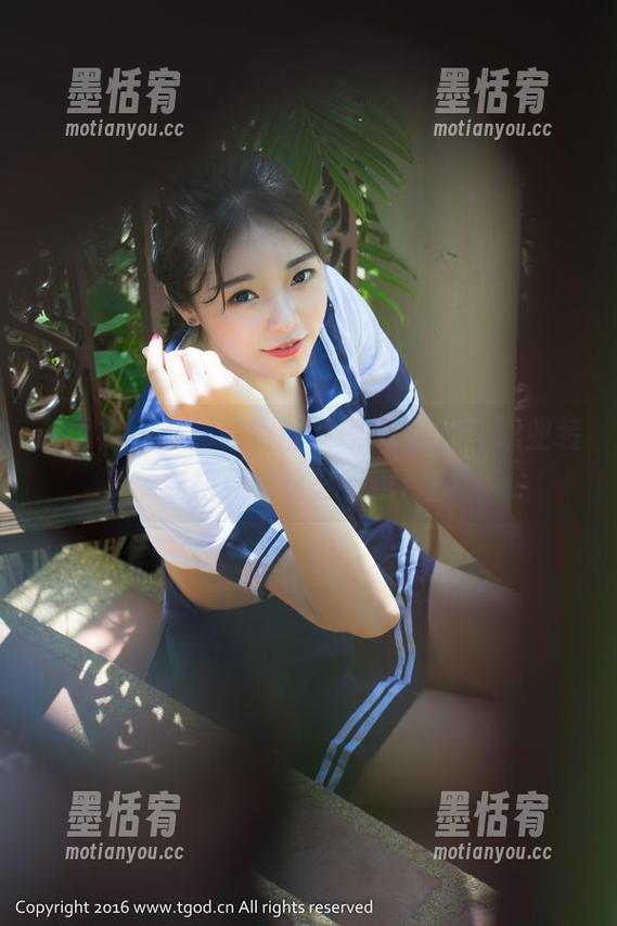 青豆客 - 在线欣赏沈梦瑶_Gcat，职业装穿搭竟然这么有意思？