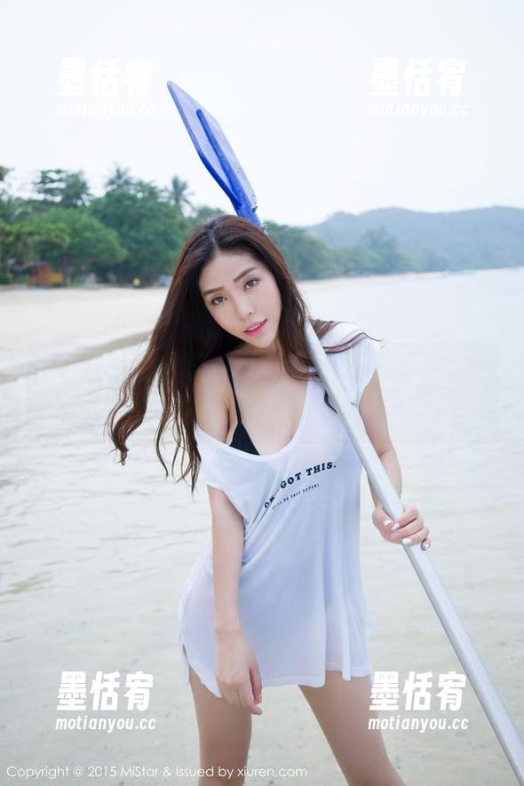 魅妍社 - 赵欢颜Jessica的校服时刻，私拍美图神奇的吸引力？