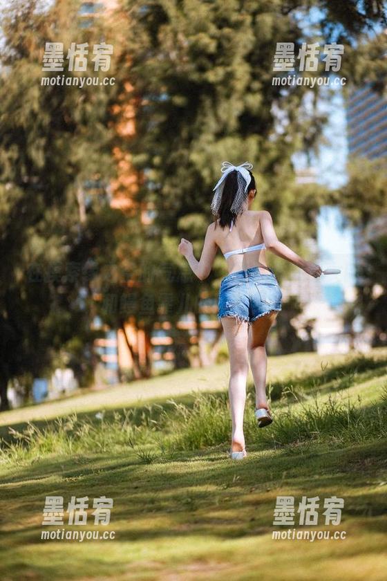 在摸索缘之空的气息中，居然发现兔女郎和鳗鱼霏儿的同款？！